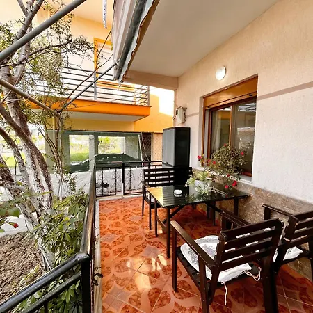 & Chill Дом отдыха