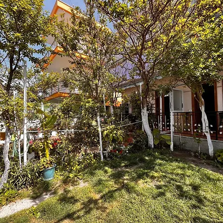 Semesterbostad & Chill Vlorë