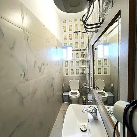 & Chill Дом отдыха Влёра